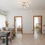Sporados House Appartement Stení